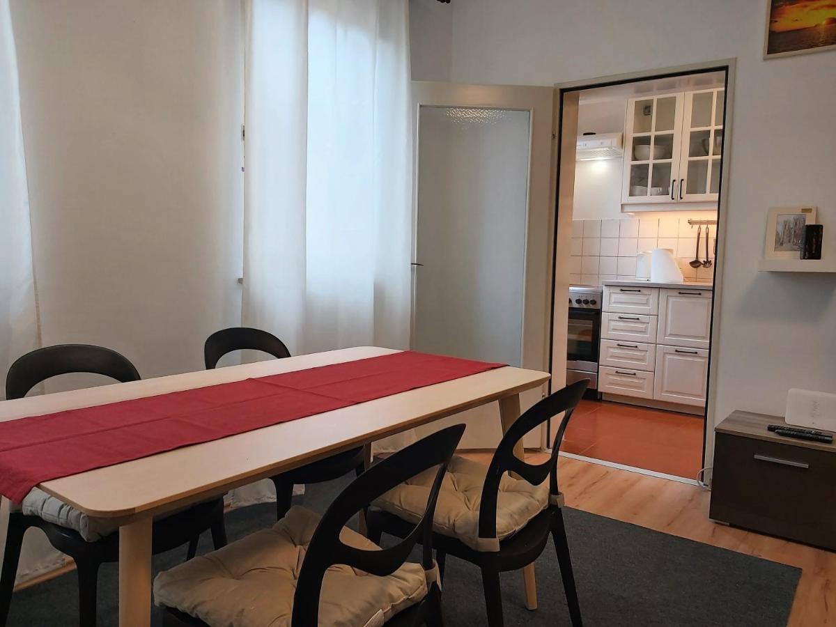 Bp Apartman Porec Exterior photo