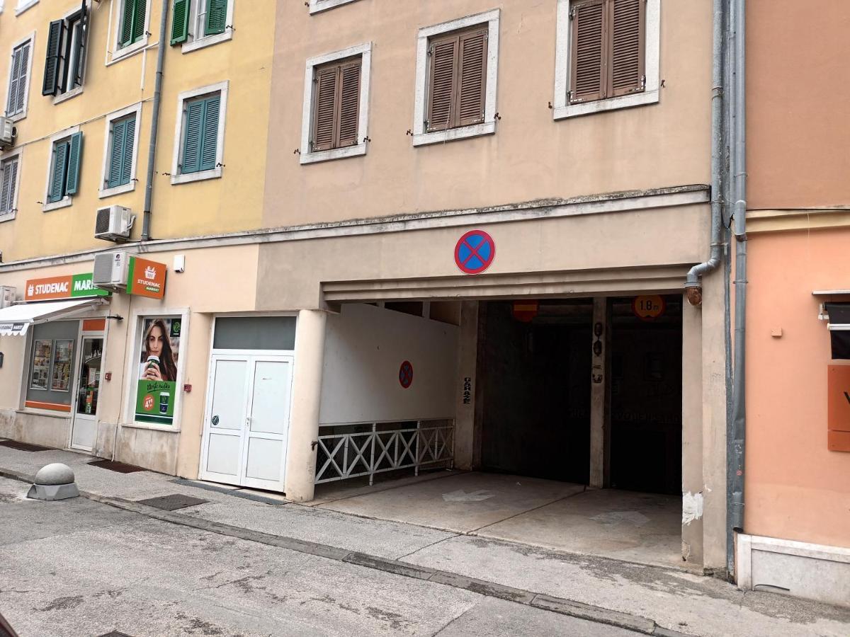 Bp Apartman Porec Exterior photo